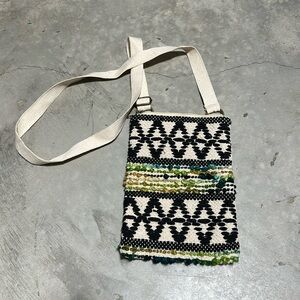 Sweater / Canvas crossbody bag‎ / LL-15